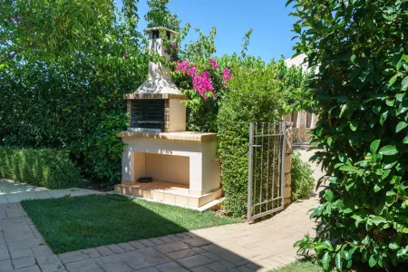  BBQ area
