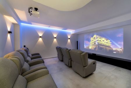  cinema room