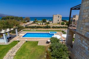 Beachfront 3-bedroom villa Emerald in Chania only 80 meters from the beach
