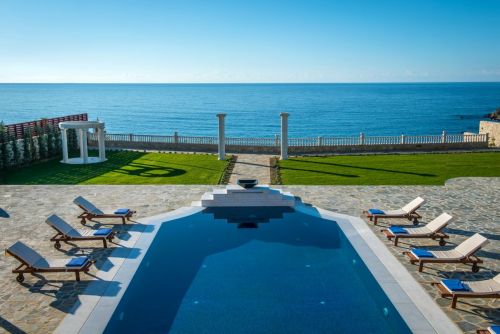  pool-sea view