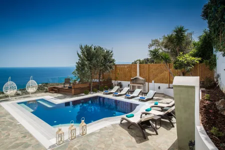   pool area