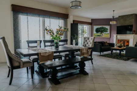   dining area