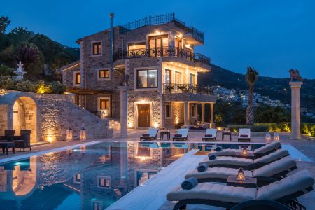  villa at night