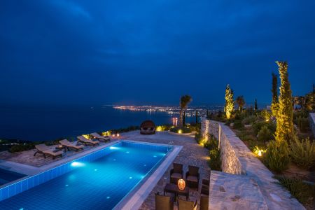  pool-sea view at night