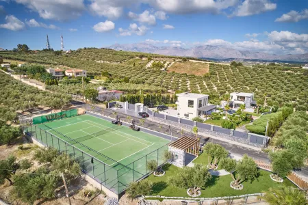  tennis court from above