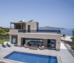 Part of the Imperium Luxury Villas complex, the Ostria Villa luxury holiday rental caters well to families and groups of friends.