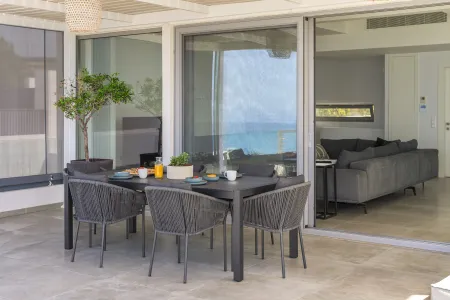  Outdoor Seating