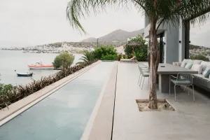 Villa en bord de mer Elounda Gulf Sunrise avec piscine privée, la destination idéale pour des vacances reposantes