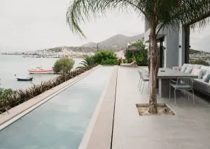 Villa en bord de mer Elounda Gulf Sunrise avec piscine privée, la destination idéale pour des vacances reposantes
