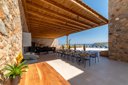   outdoor living area