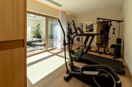  gym 