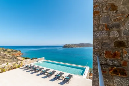  infinity pool
