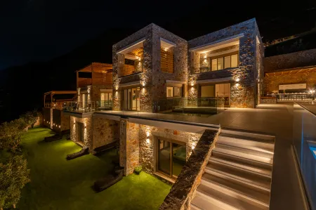  the villa in the evening