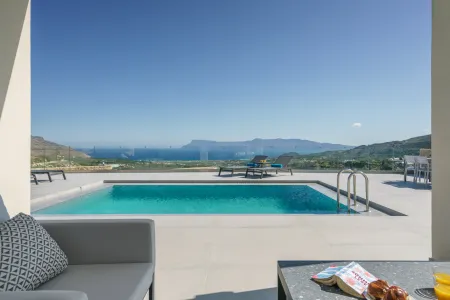  outdoor sitting area