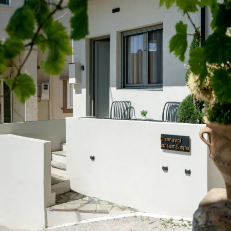  the suite from the road