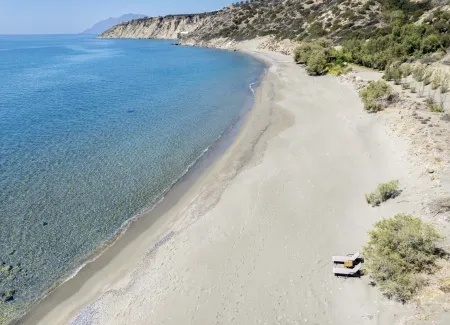 Beach House Arvi East