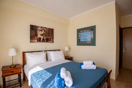  Double bedroom