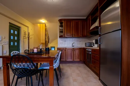  Kitchen