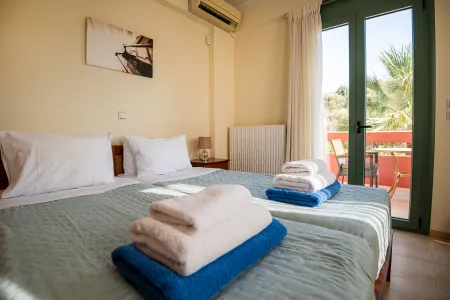  Twin room