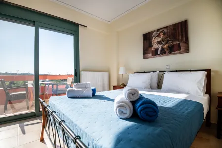  Double bedroom