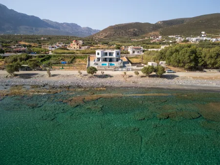 Almyriki Villa Serenity