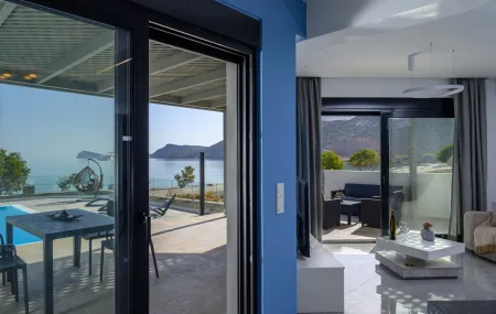 Almyriki Villa Serenity
