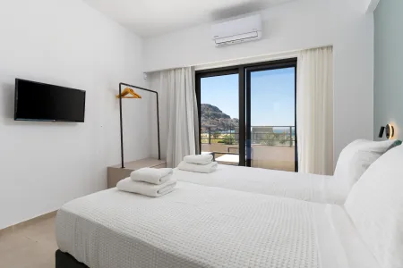  Twin bedroom
