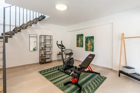  Gym