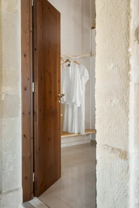  bedroom door