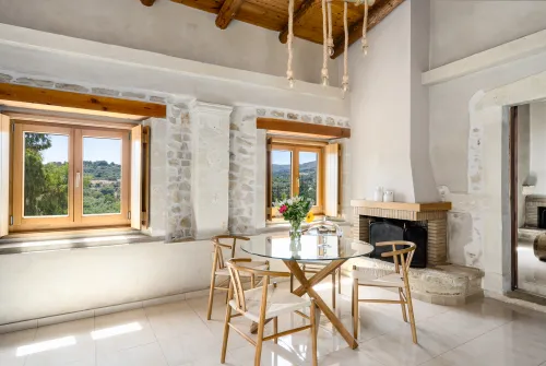  dining area