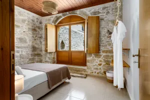 Nouvel appartement privé Reconnection, à quelques minutes en voiture de la ville de Réthymnon et de la plage