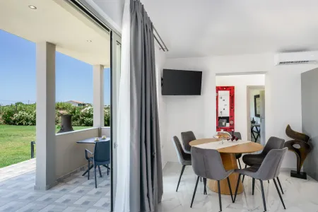 Six Stars Villa