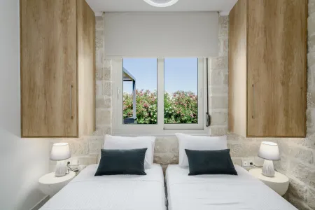 Six Stars Villa