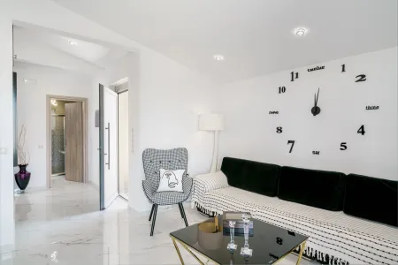 Six Stars Villa