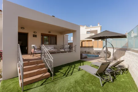  sun beds with umbrella