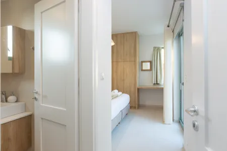  Double with ensuite bathroom