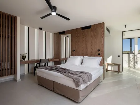  Double bedroom with terrace