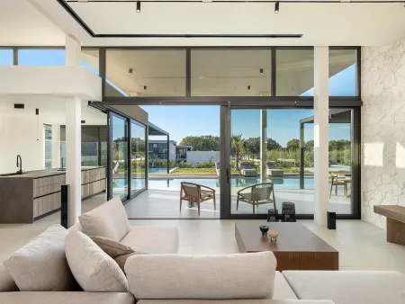  living room & kitchen