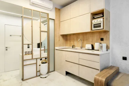  Kitchen & bathroom