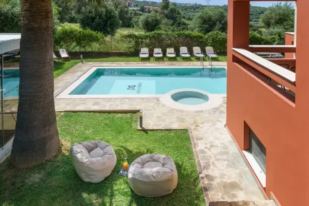  Seating area by the pool