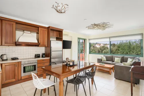  Kitchen