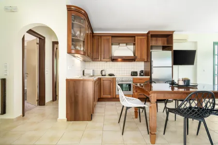  Dining area