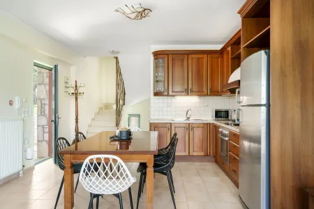  Kitchen