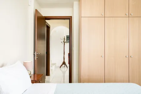  twin bedroom