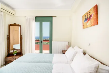  twin bedroom
