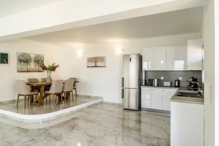  Kitchen table