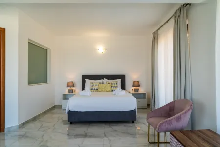  Double bed