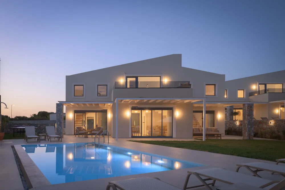 villa exterior at night