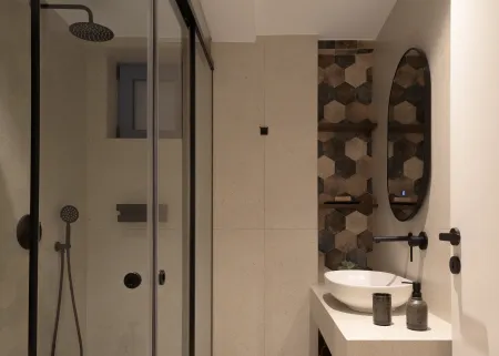  Shower