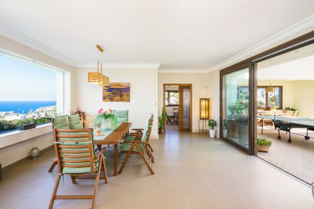  dining area